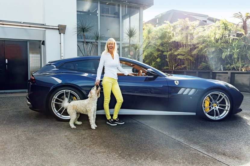 車好きの犬たち 車好きの犬たち