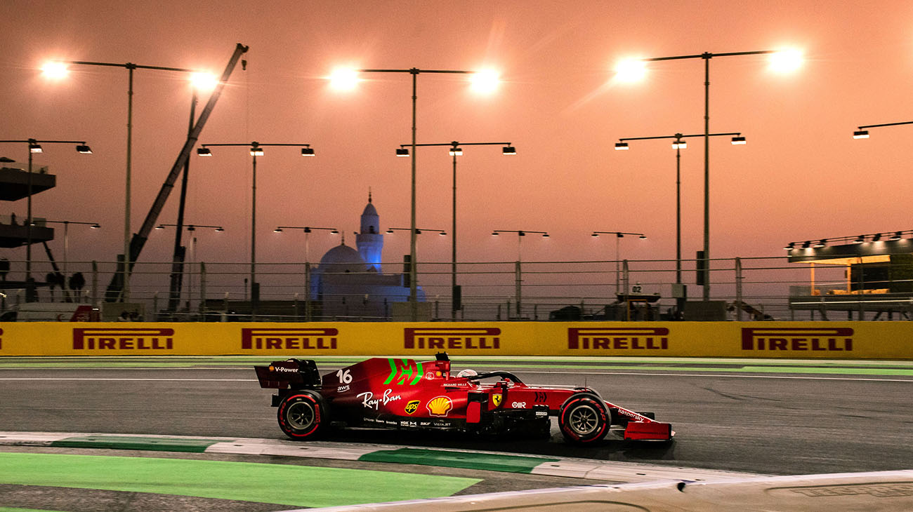 A lap to light up the Jeddah night from Leclerc